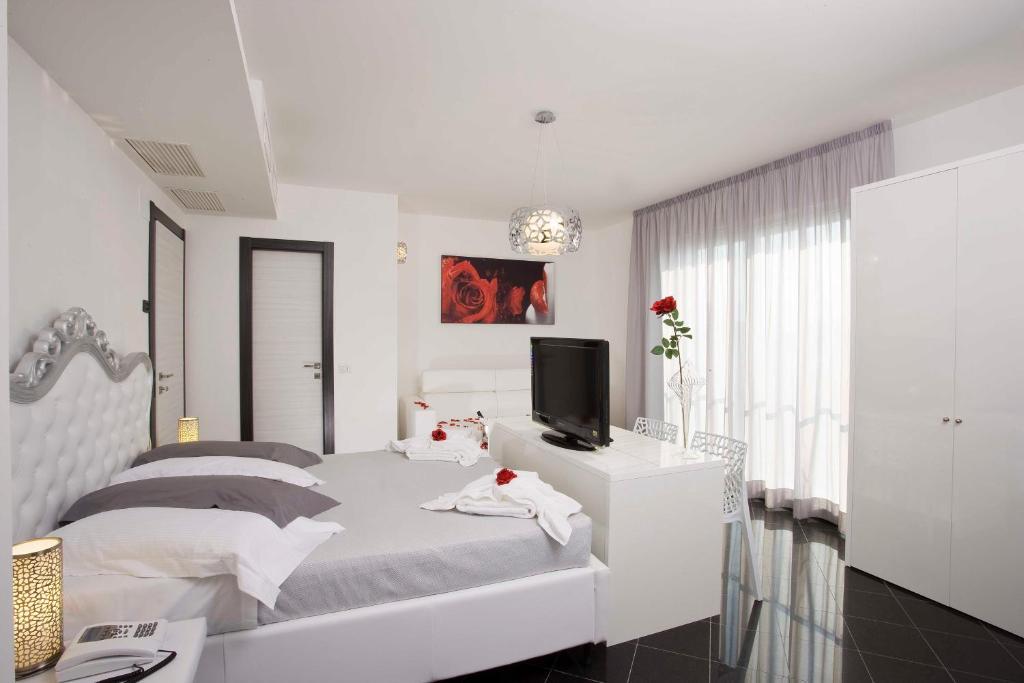 Hotel Nord Est Gabicce Mare Habitación foto